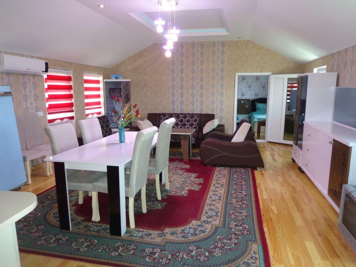 Tubram S Ailəvi Qonaq Evi Bed & Breakfast Şǝki Bagian luar foto